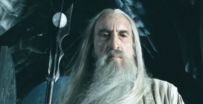 Yüzüklerin Efendisi'nin Saruman'ı öldü