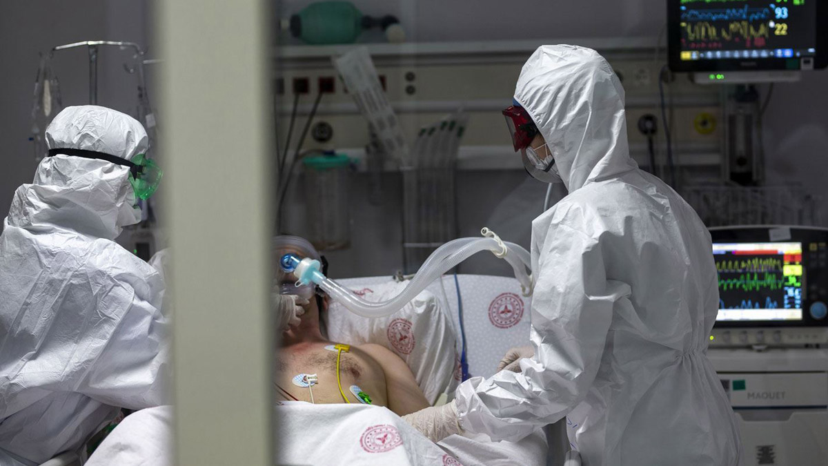 Son dakika! Bakan Koca 27 Aralık tablosunu açıkladı: Vakalar 15 binin altına düştü