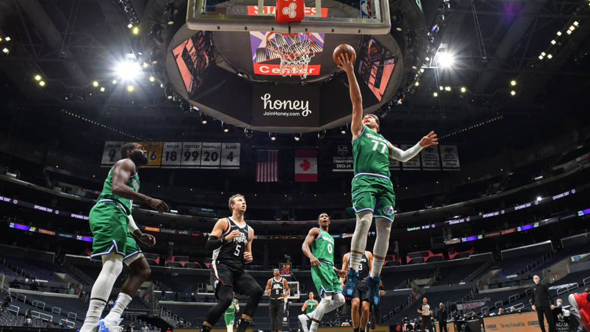 NBA'de gecenin maçında Dallas, Clippers'ı mağlup etti: 124-73