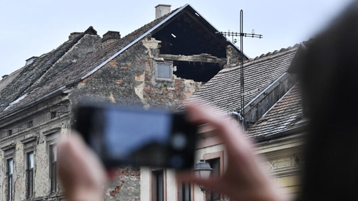 Hırvatistan'da şiddetli deprem