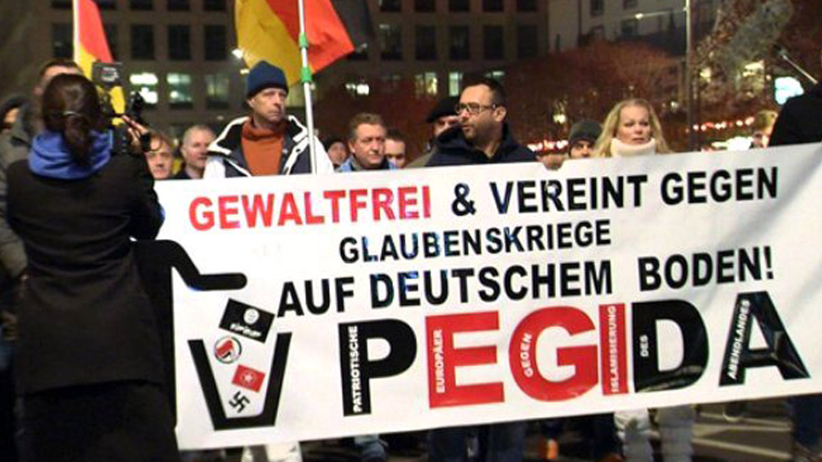 Hollanda’da  Kur’an- Kerim’e çirkin saldırı