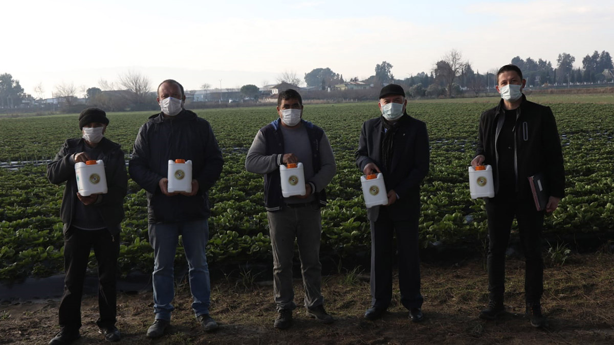Aydın Büyükşehir'den çiftçiye gübre desteği