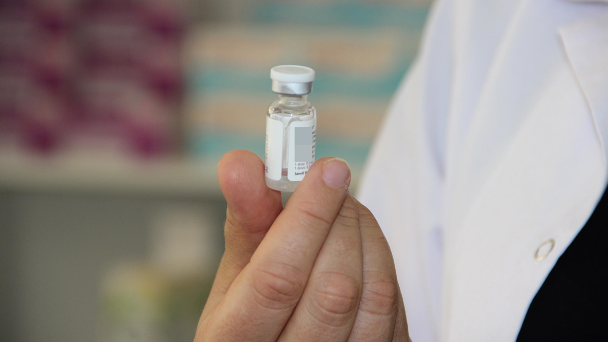 Prof. Dr. Çelen'den aşı açıklaması: Tek doz da koruma sağlıyor