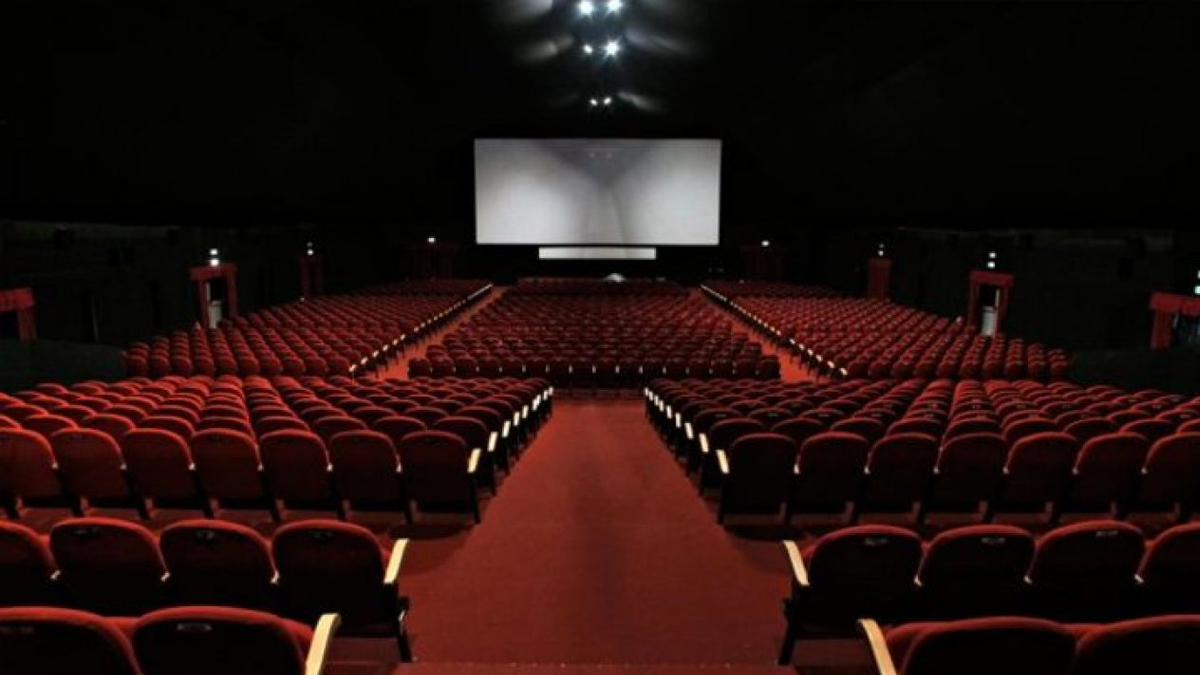 İçişleri'nden yeni genelge: Sinema salonlarının açılışı ertelendi