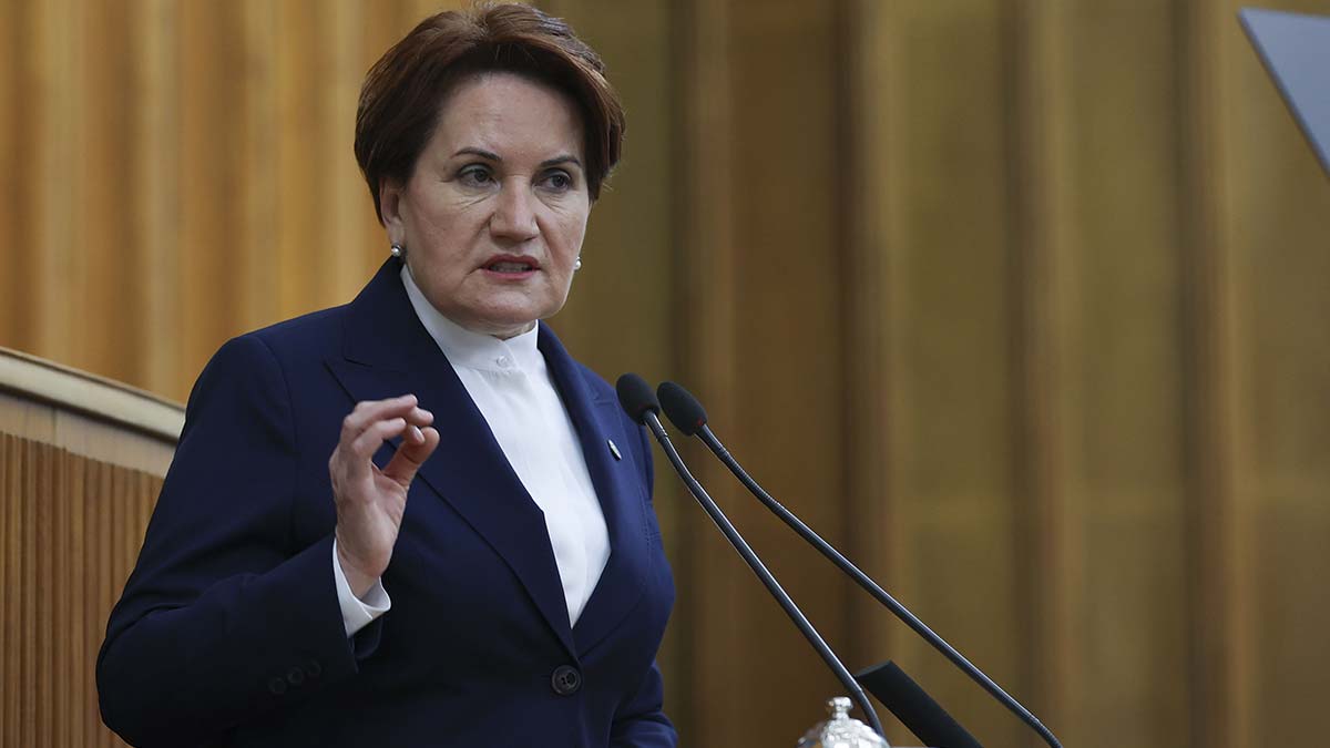 Akşener'den hükümete çağrı: Adamına göre aşı krize yol açar!