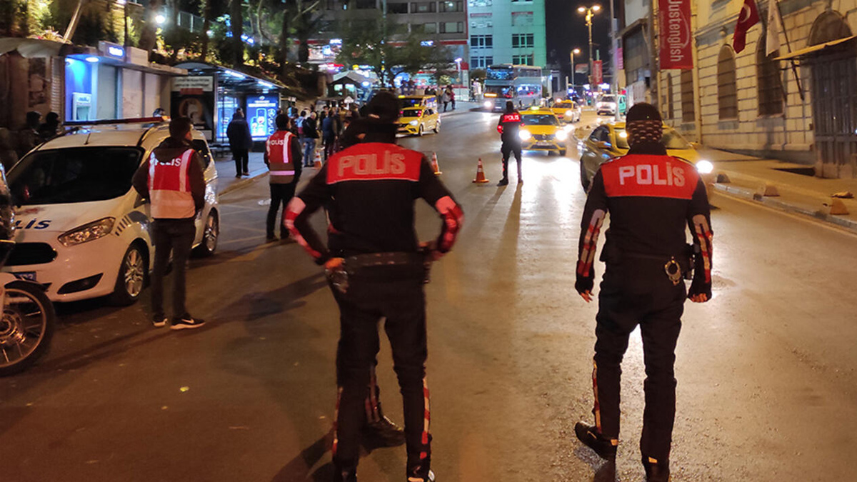 İstanbul'da yılbaşı bilançosu: 95 bin GBT sorgulaması yapıldı