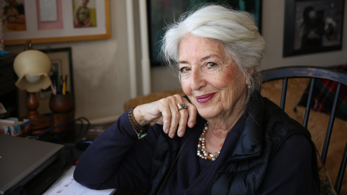 TRT'nin ilk spikerlerinden Aylin Özmenek hayatını kaybetti