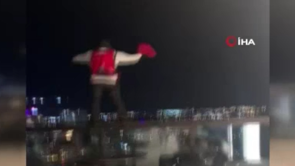 ABD'de iki çılgın otelin çatısından atladı