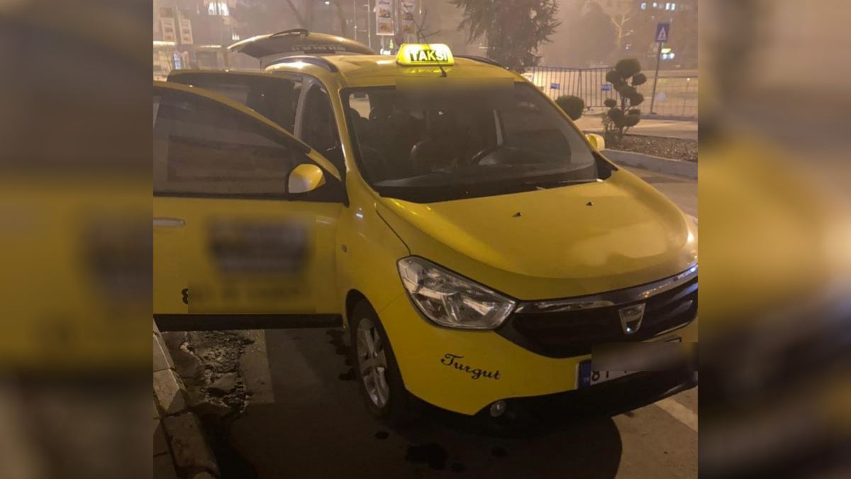 Kısıtlamada evlere içki servisi yapan taksiciye trafikten men