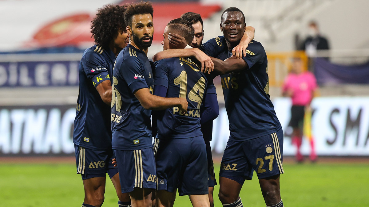 Fenerbahçe'de ilklerin gecesi! Paşa'yı Thiam ve Ferdi'nin golleri yıktı