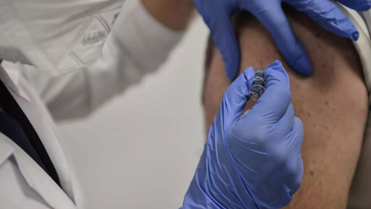 Polonya’yı karıştıran aşı skandalı! Ünlülere öncelik verildi