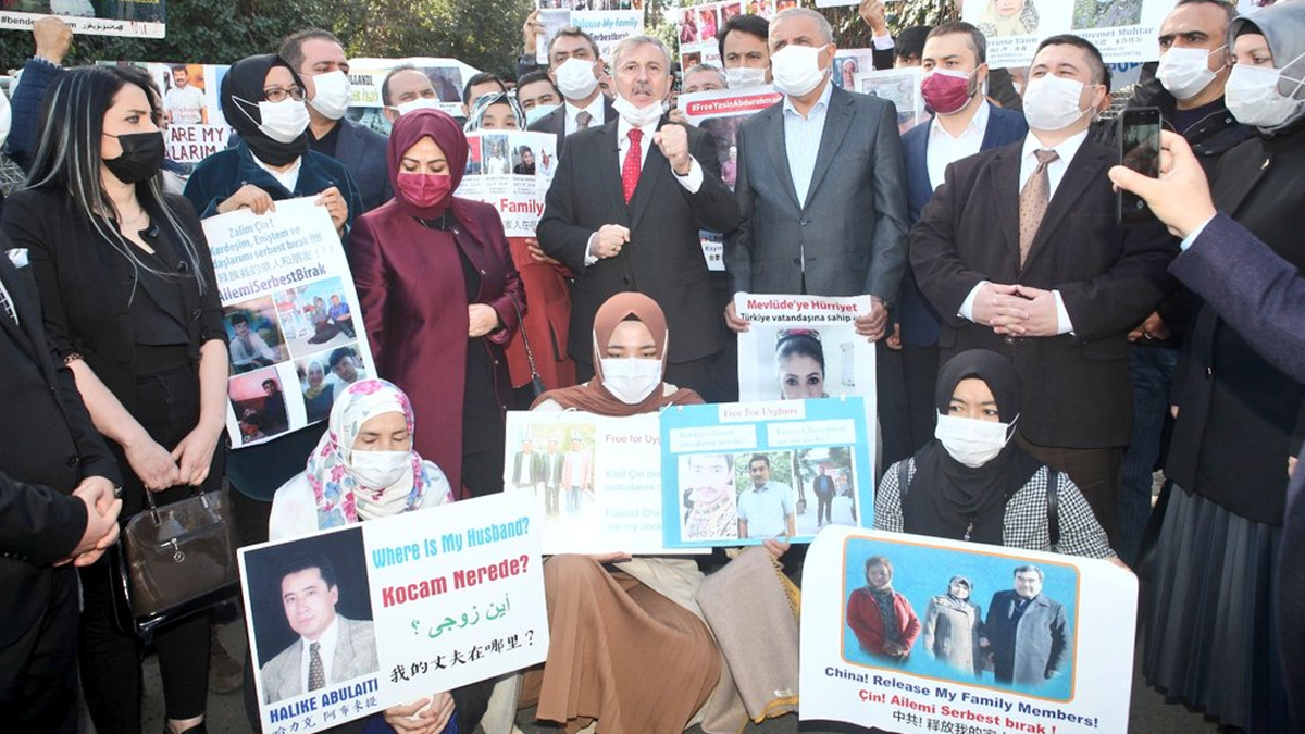 Gelecek Partisi&#39;nden Uygur Türklerine destek ziyareti