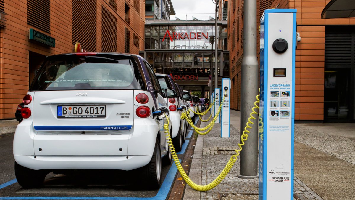 Norveç elektrikli araç satışında rekor kırdı