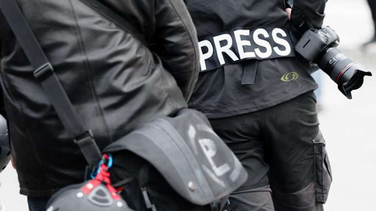 Yüzlerce gazeteci koronavirüs nedeniyle öldü