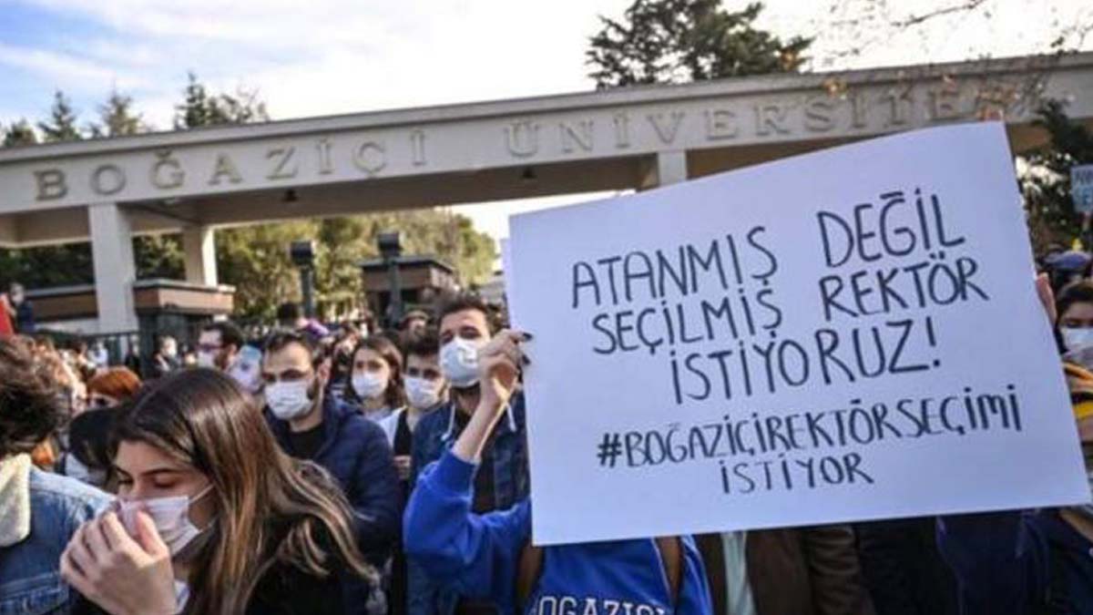 Boğaziçi Üniversitesi önündeki protestolara ilişkin 14 kişi daha gözaltına alındı