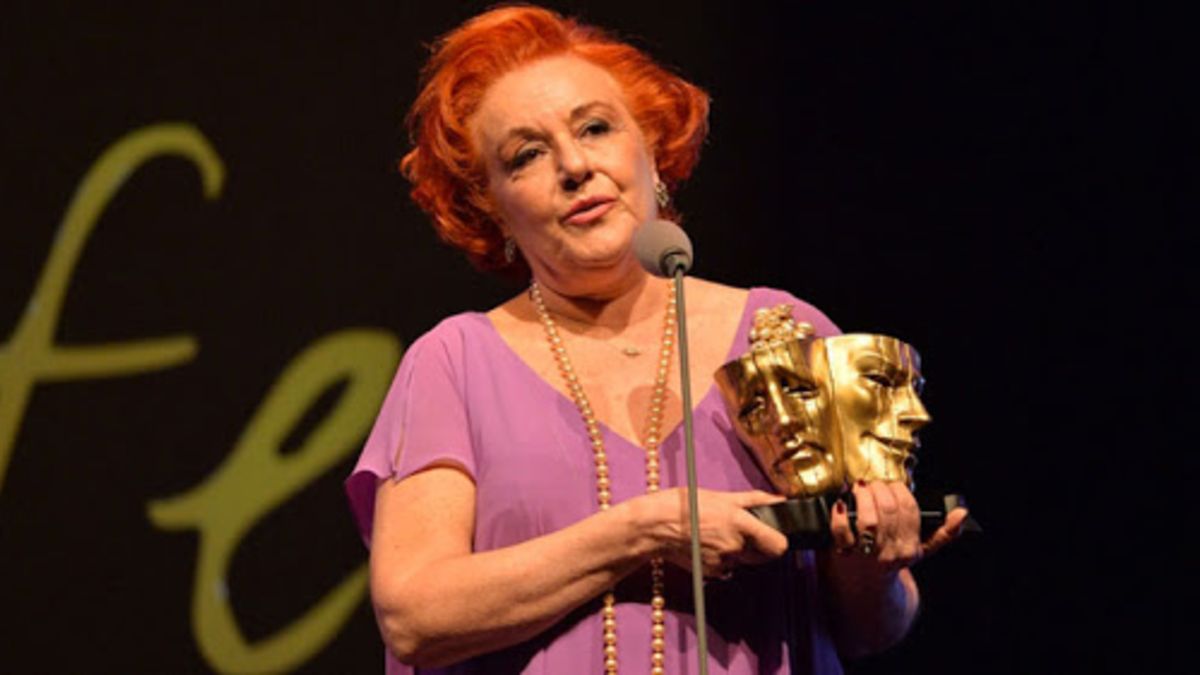 Zeliha Berksoy kimdir?