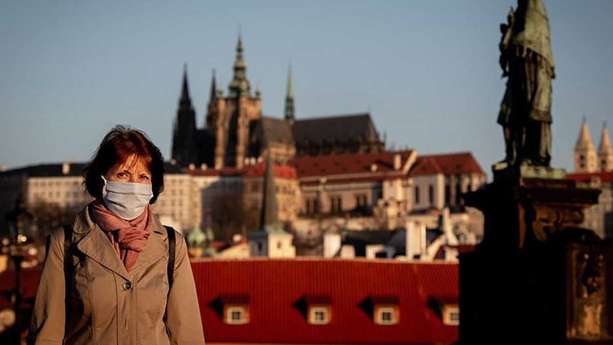 Çekya'da günlük vaka sayısı rekor kırdı