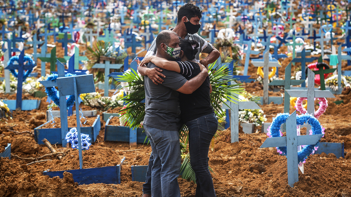 Brezilya'da Kovid-19 ölümleri 200 bini aştı