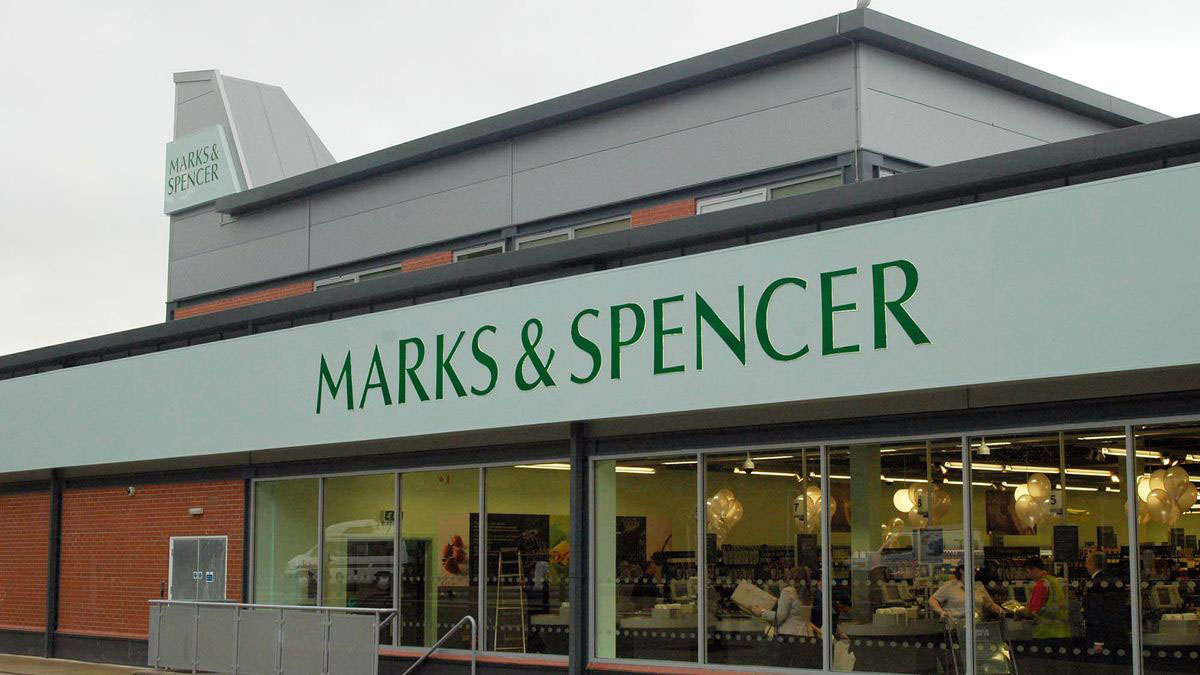 Uygurların zorla çalıştırılmasına dair eylem çağrısını destekleyen Marks&Spencer'a övgü