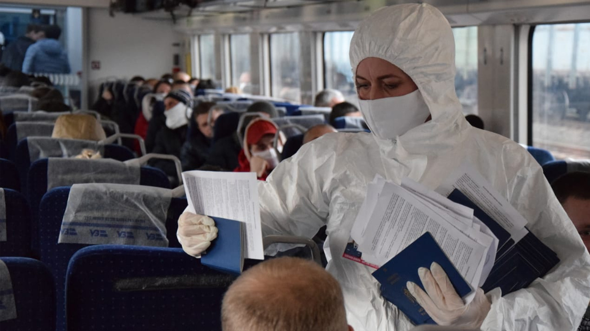 Ukrayna’da sahte aşı paniği