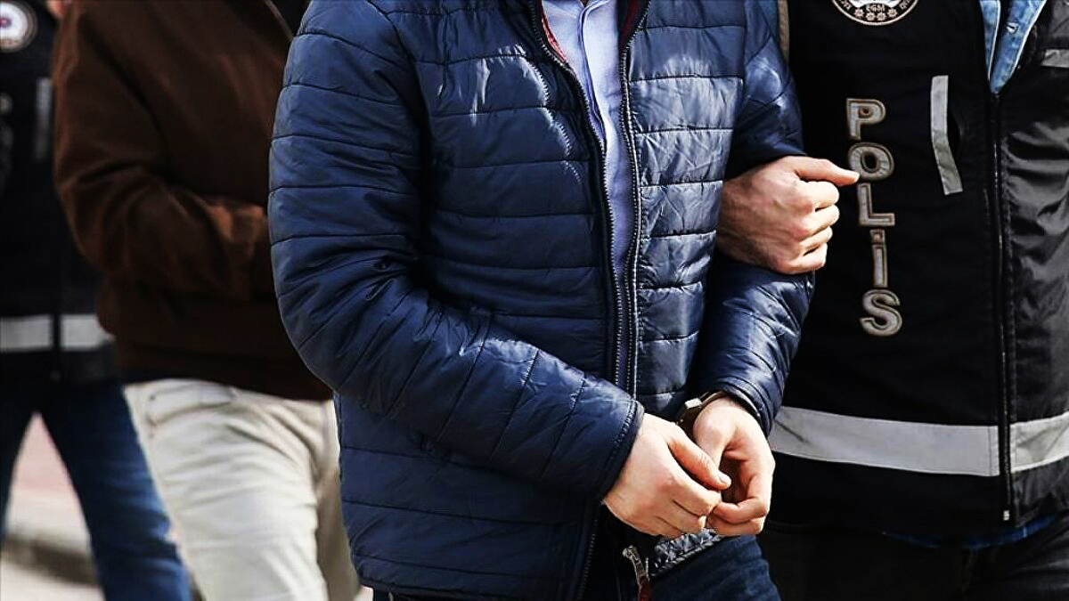 Son dakika! FETÖ'nün TSK ayağına yeni baskın!