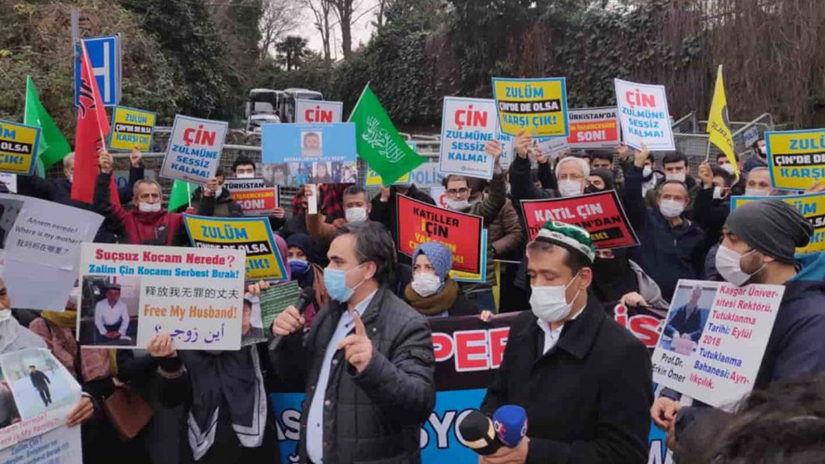 Gelecek Partili Kurbanoğlu’ndan Doğu Türkistanlılara destek