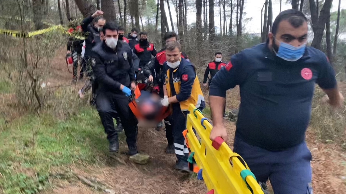 Başından vurulmuş halde bulunan polisten acı haber