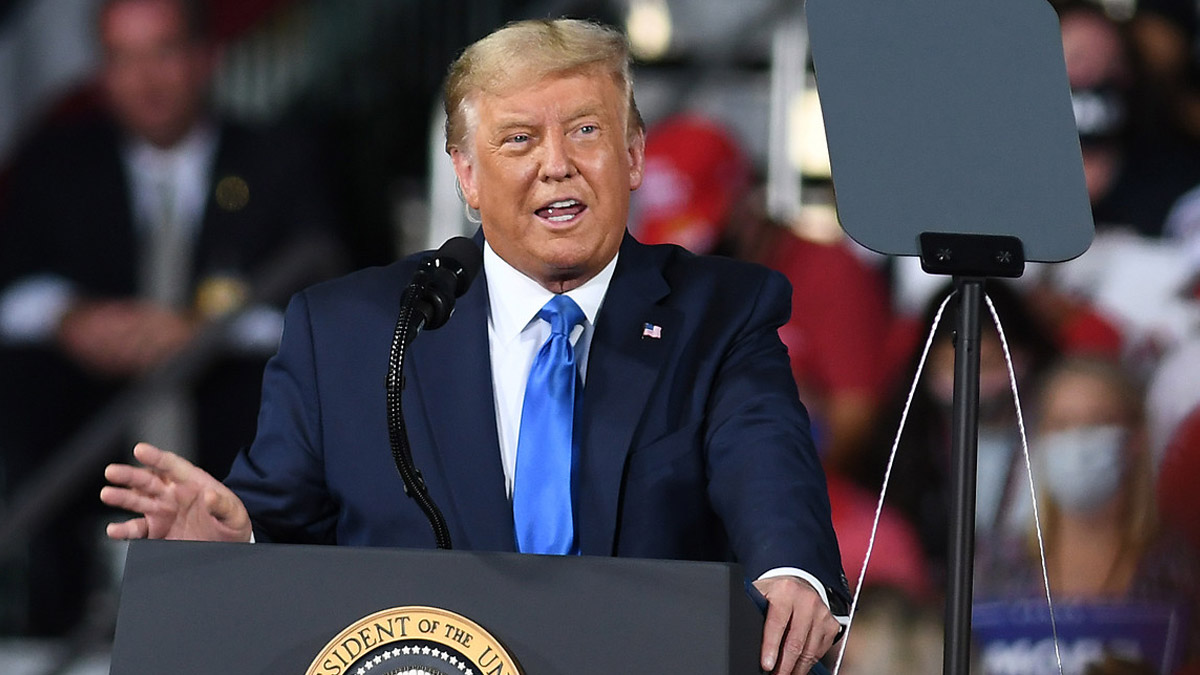 Trump'tan destekçilerine itidal çağrısı: Vandallık olmasın