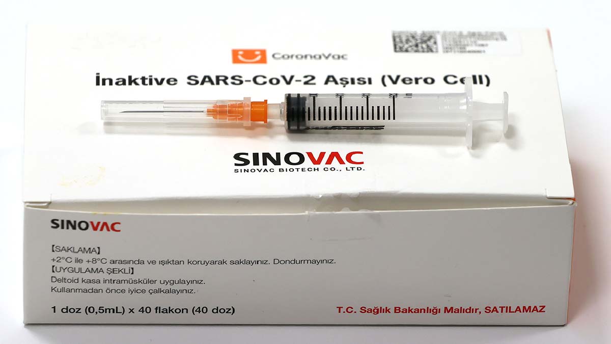 Son dakika! Türkiye, KKTC'ye 20 bin doz Sinovac aşısı gönderdi