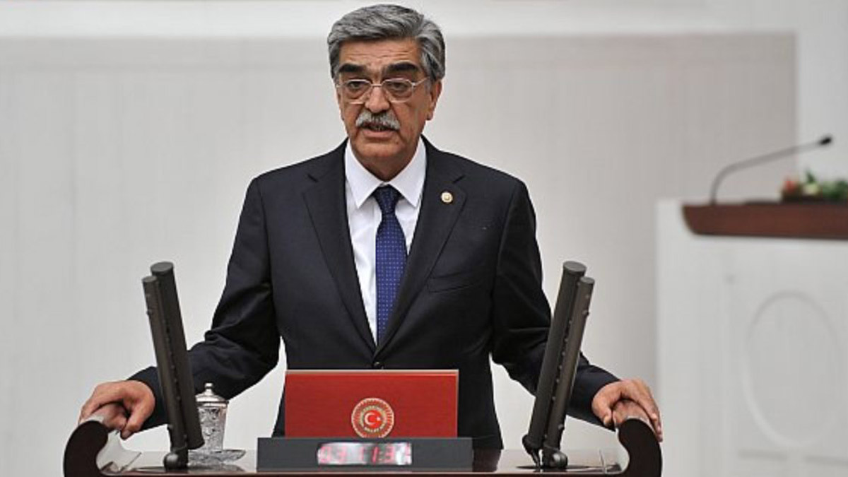 MHP eski vekil koronaya yenik düştü