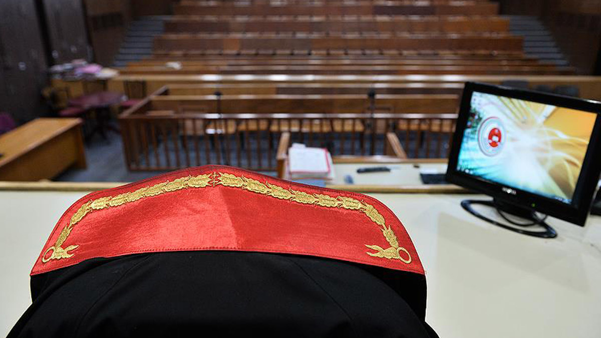 2 askeri hakim subaya FETÖ ihracı