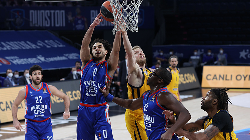 Anadolu Efes, Khimki'yi rahat geçti: 99-60
