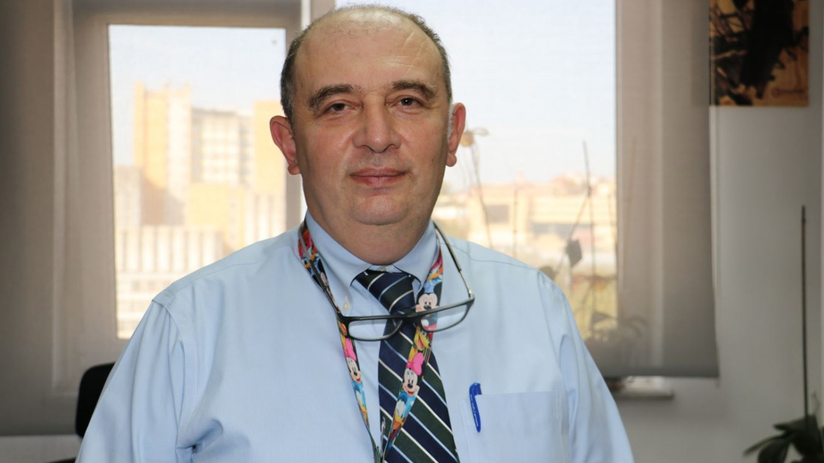 Bilim Kurulu üyesinden aşı açıklaması: 7-8 ayda bir olmamız gerekebilir