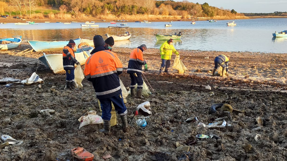 İstanbul'da baraj havzaları temizlendi: 40 ton atık çıktı