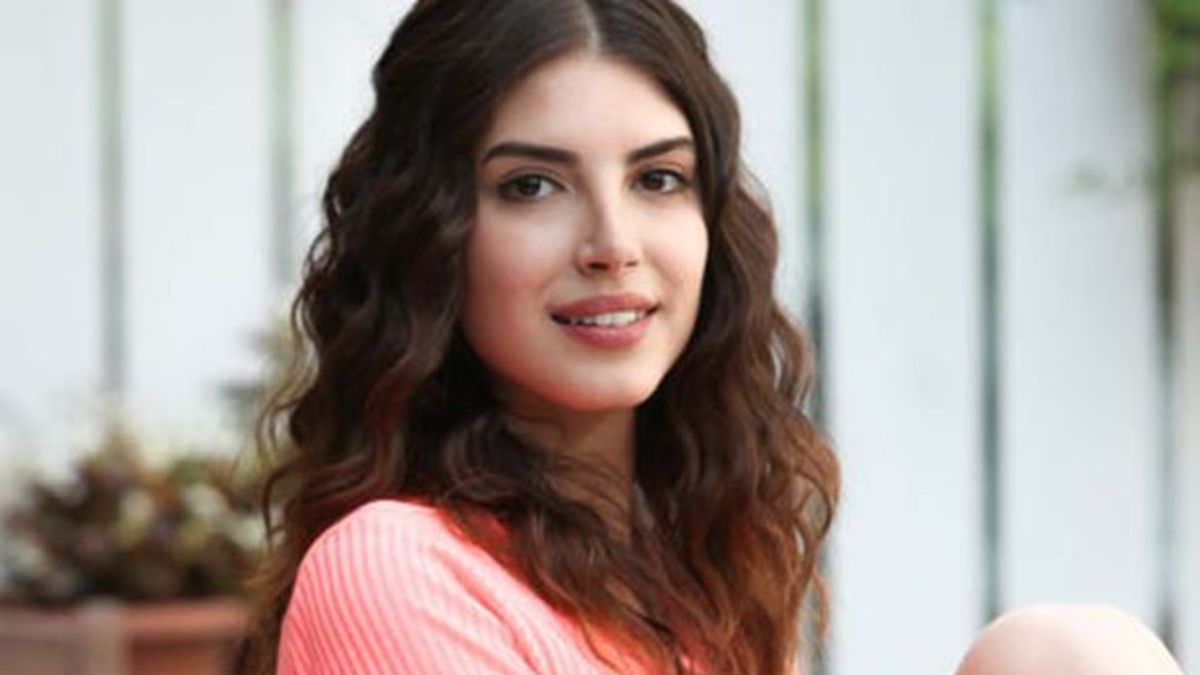 Deniz Baysal kimdir, kaç yaşında nereli ve evli mi? Oyunculuğuyla göz