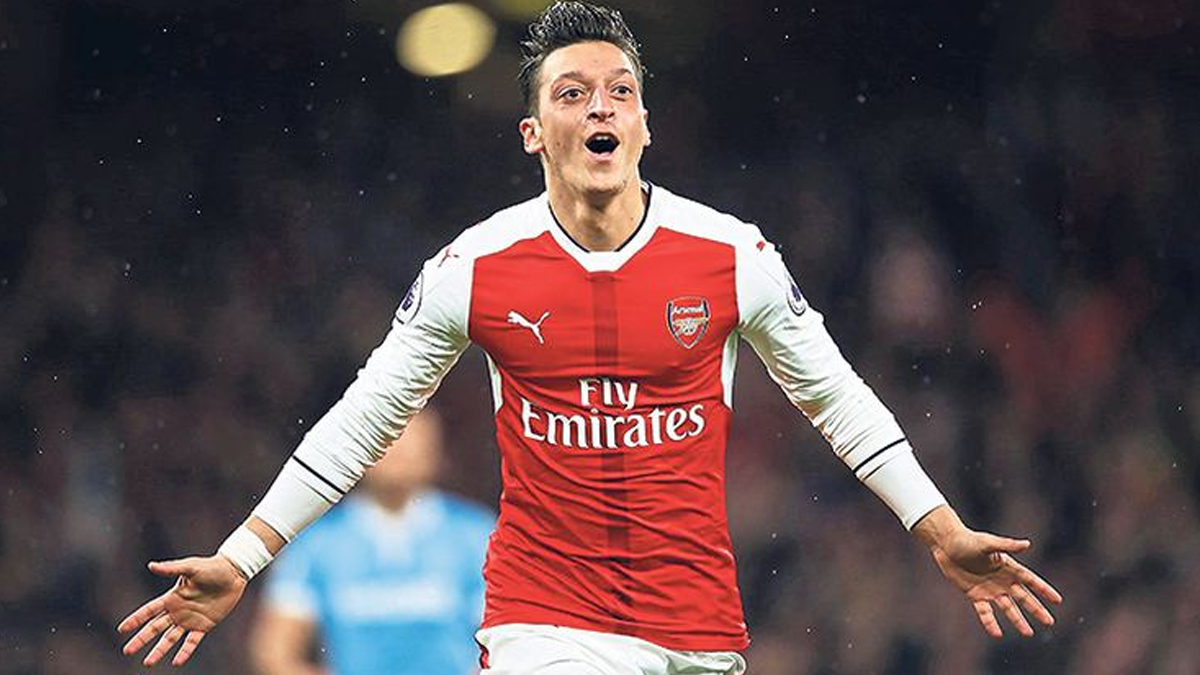 Mesut Özil transferinde tüm pürüzler giderildi: İşte İstanbul'a geleceği tarih