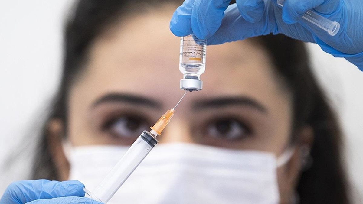 Huzurevleri ve bakımevlerinde aşılama başladı