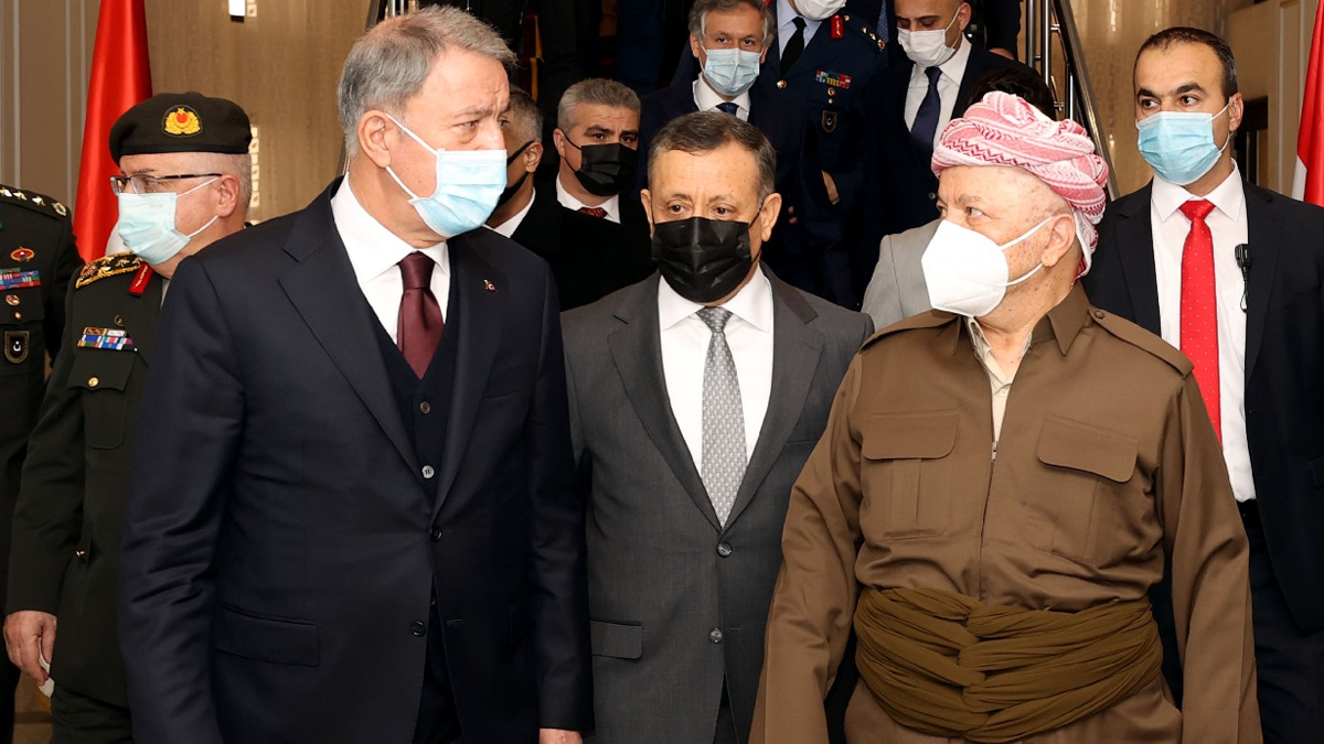 Bakan Akar, Barzani ile görüştü: PKK'ya karşı beraber durmalıyız