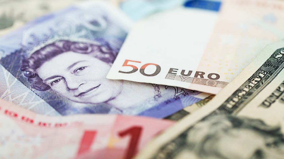 Faiz kararı öncesi dolar ve euroda ilk rakamlar