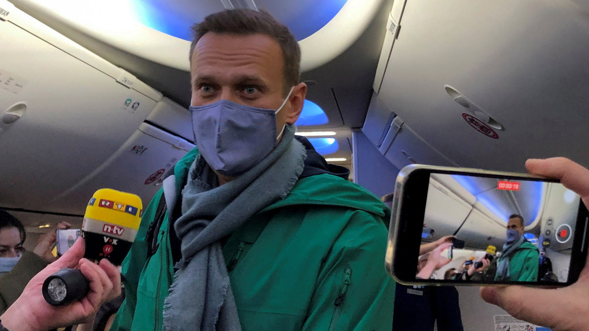 Rus muhalif Navalny’nin yardımcısı gözaltına alındı