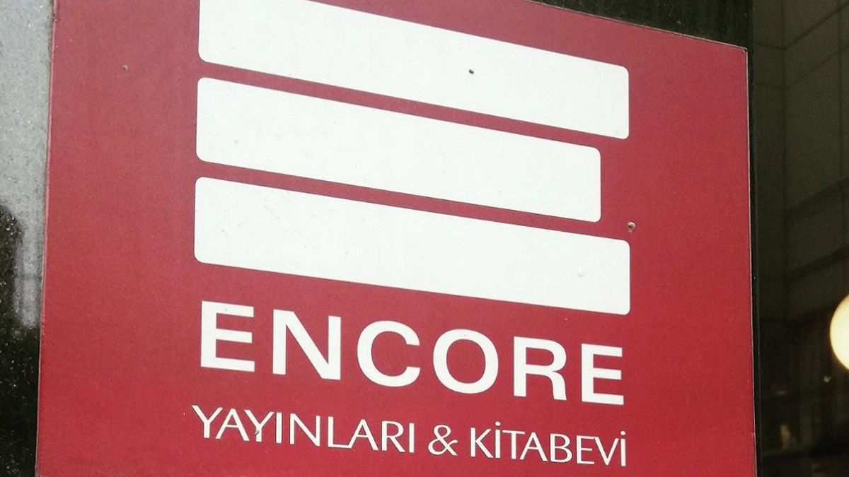 Beyoğlu’ndaki Encore Kitabevi kapanıyor