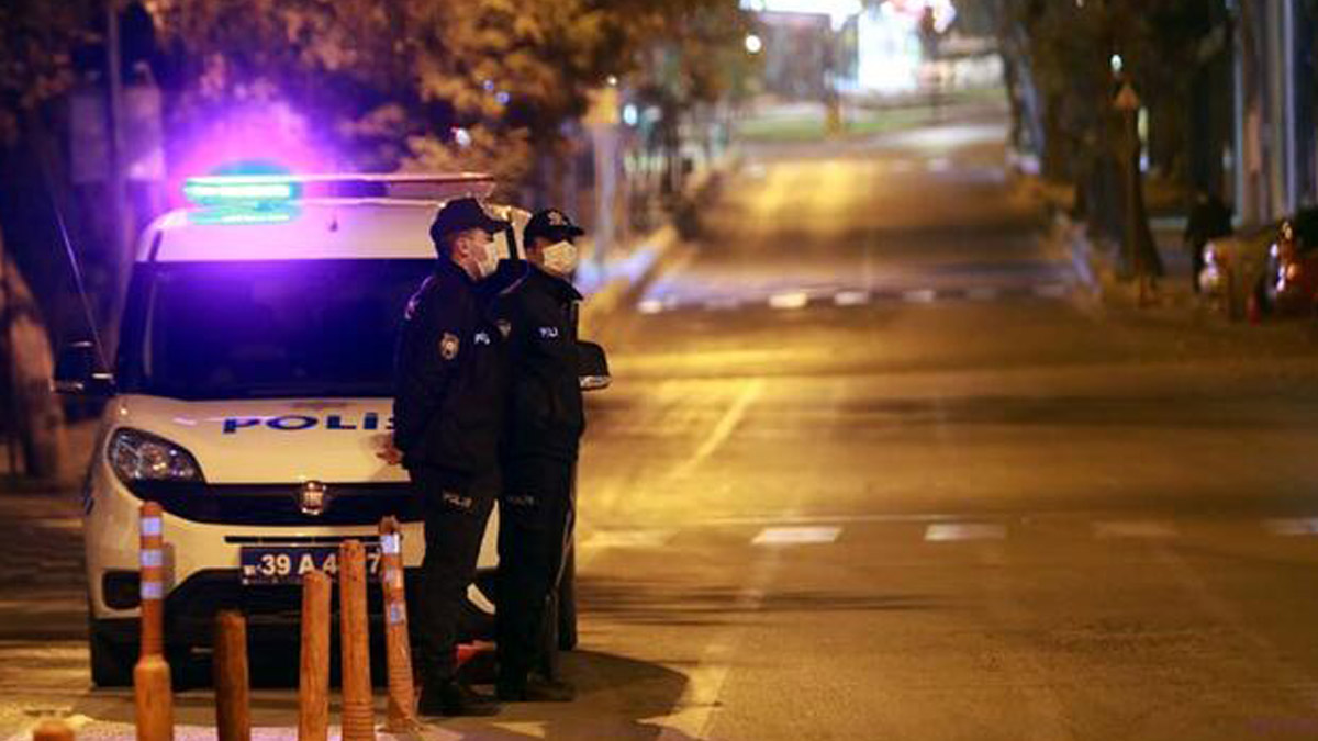 56 saatlik sokağa çıkma kısıtlaması başladı