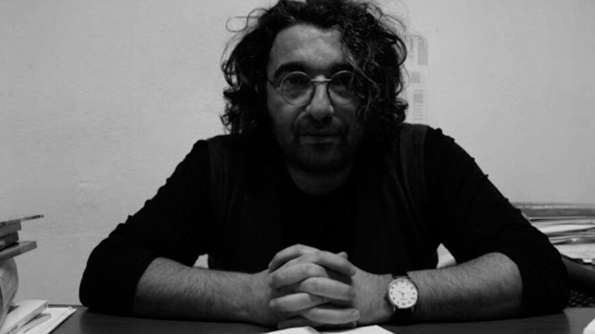 Ahmet Sarı: Vicdan da kalp gibi çarpmalı