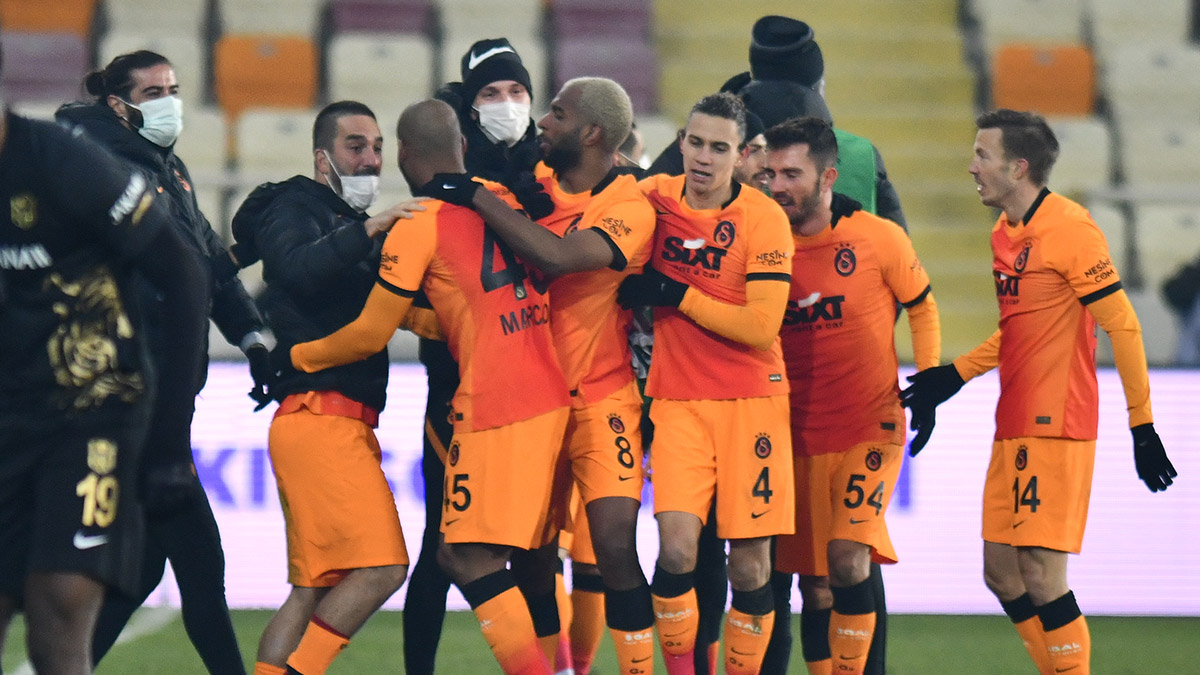 Galatasaray 3 puanı 88'de gelen tek golle aldı