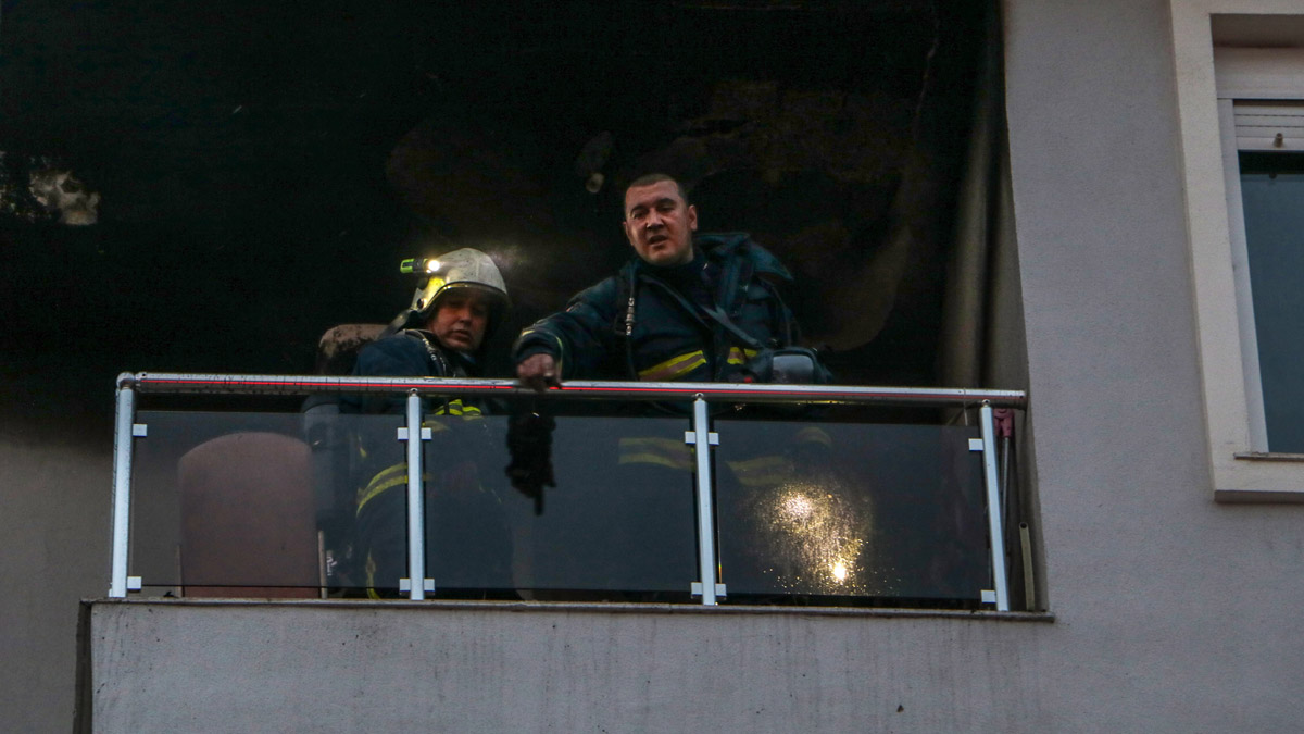 Antalya’da kiracı dehşeti! 'Allah belanızı versin' deyip evini ateşe verdi
