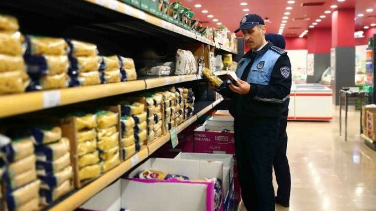 Gıda sektöründen hükümete 'baskın' tepkisi: Maliyet arttı, fiyatlar sabit kalamaz