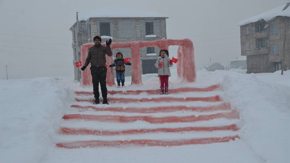 Mansur Yavaş kardan Anıtkabir'e duyarsız kalmadı