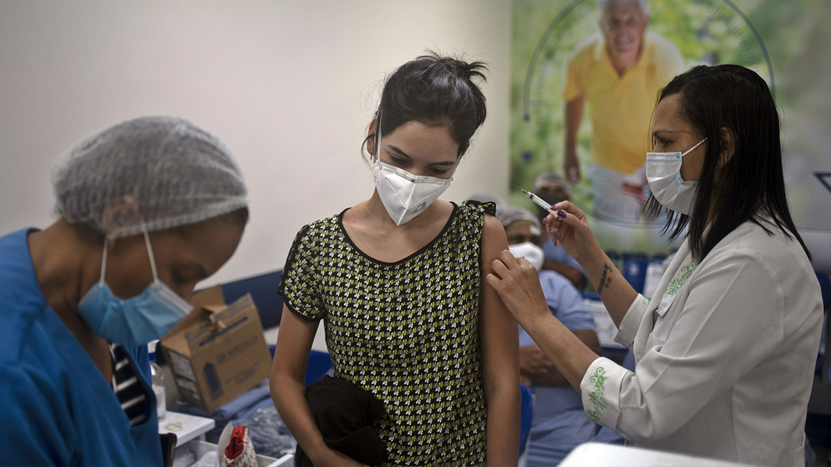 Aşı 'zorunlu' değil, 'gönüllülük' esasına göre olmalı