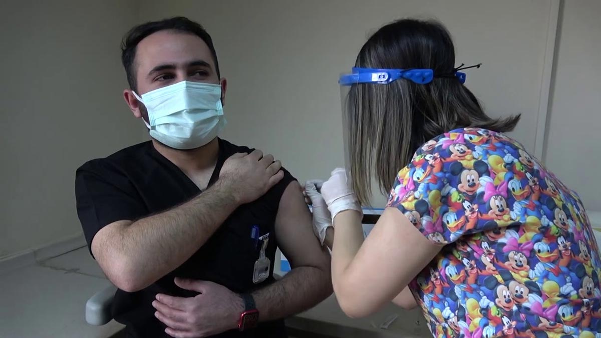 Son dakika! Türkiye'de aşılananların sayısı 2 milyonu geçti