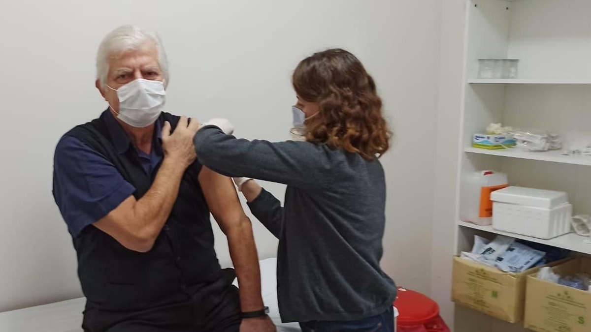 Mutasyonlu virüs uyarısı: Kovid aşısı oldum kurtuldum demeyin